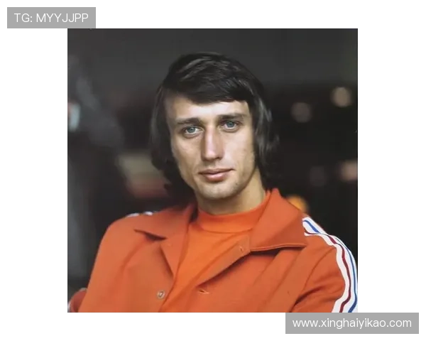 全球足球明星排行榜前十名揭晓你心目中的传奇球员是谁 全球足球明星排行榜前十名揭晓你心目中的传奇球员是谁